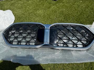 BMW X2 U10 LED Iconic Glow Grill + Radar Cover verwarmd beschikbaar voor biedingen