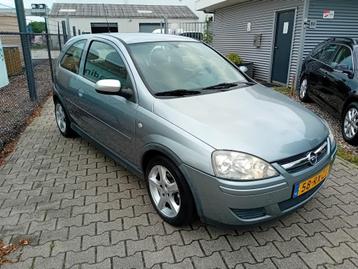 Opel Corsa 1.2 16V Twinport 3D 2005 Grijs AIRCO! NIEUWE APK! beschikbaar voor biedingen