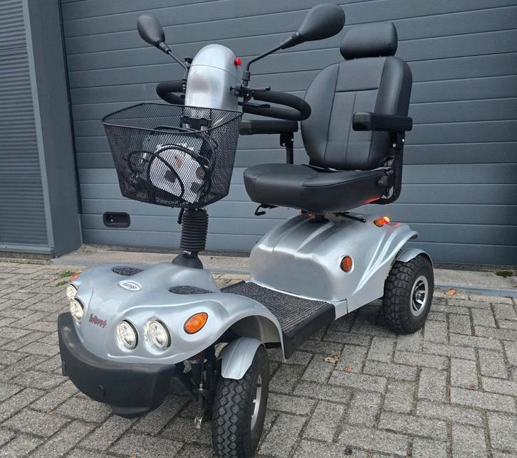 Mango Lion 4 | robuust en snel 20kmh | grote accu's, Diversen, Brommobielen en Scootmobielen, Zo goed als nieuw, Mango, 46 km of meer