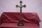 Crucifix / wijwaterbakje, Antiek en Kunst, Ophalen of Verzenden