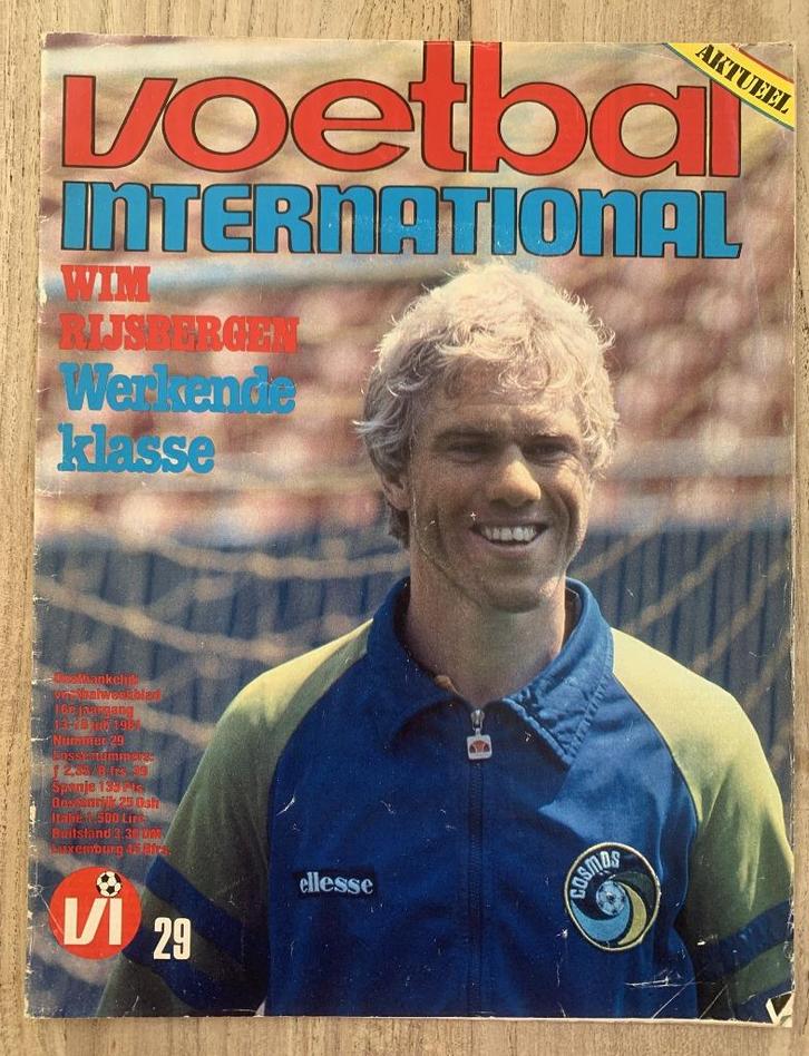 Voetbal International VI Div. tijdschriften uit 1981 / €1,50, Verzamelen, Sportartikelen en Voetbal, Zo goed als nieuw, Boek of Tijdschrift