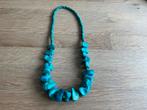 Ketting van Turquoise stenen. Bovenstuk houten kralen., Ophalen of Verzenden, Zo goed als nieuw
