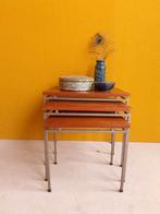 Retro vintage mimiset, mini set, tafeltjes, nesting tables, Huis en Inrichting, Gebruikt, Vintage, Ophalen of Verzenden, Nvt