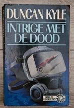 Duncan Kyle - Intrige met de dood, Ophalen of Verzenden, Gelezen, Duncan Kyle