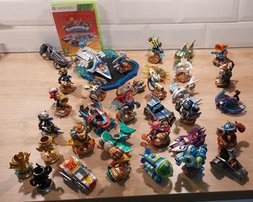 Skylanders SuperChargers Xbox 360 + 33 figuurtjes beschikbaar voor biedingen