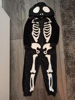 Skelet onesie maat 98/104 – voor kleine griezelkonten!, Kinderen en Baby's, Carnavalskleding en Verkleedspullen, Ophalen, Zo goed als nieuw