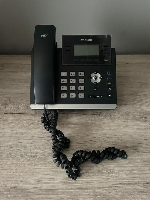 VOIP telefoon Yealink SIP-T42S, Telecommunicatie, Datacommunicatie en VoIP, Zo goed als nieuw, Telefoon, Ophalen of Verzenden