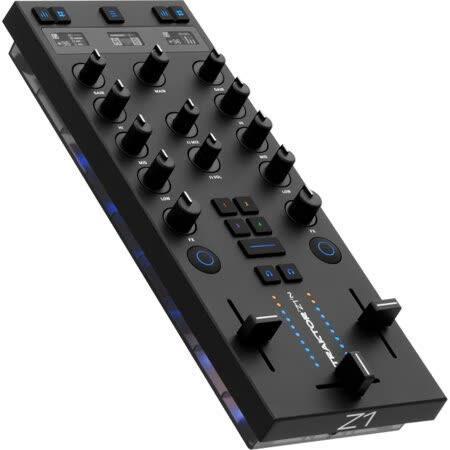 Native Instruments Traktor X1 MK3 & Z1 MK2, Muziek en Instrumenten, Dj-sets en Draaitafels, Zo goed als nieuw, Dj-set, Overige merken