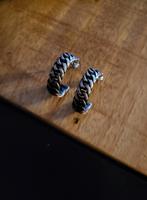 buddha to buddha oorbellen, Sieraden, Tassen en Uiterlijk, Oorbellen, Ophalen of Verzenden, Zo goed als nieuw, Zilver, Zilver