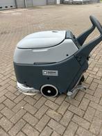 Schrobmachine Nilfisk SC 450, Ophalen of Verzenden, Zo goed als nieuw