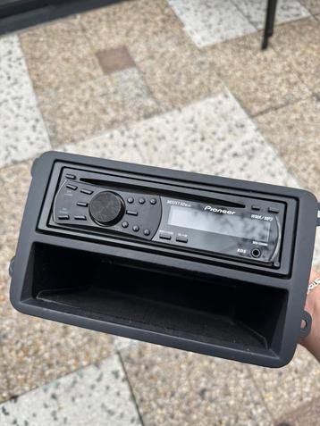 Pioneer DEH-1200MP beschikbaar voor biedingen