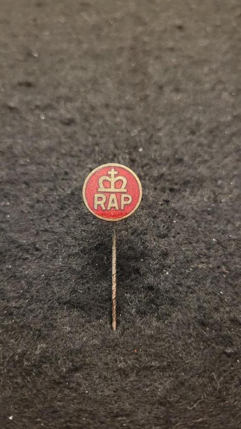 2 Rap Rotterdam speldjes, Verzamelen, Speldjes, Pins en Buttons, Zo goed als nieuw, Speldje of Pin, Merk, Verzenden