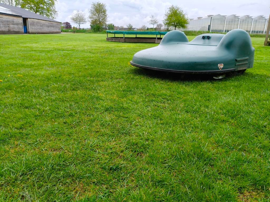 Belrobotics bigmow robotmaaier tot 18000m2 € 1900,- compleet, Ophalen of Verzenden, Gebruikt, Meer dan 25 cm