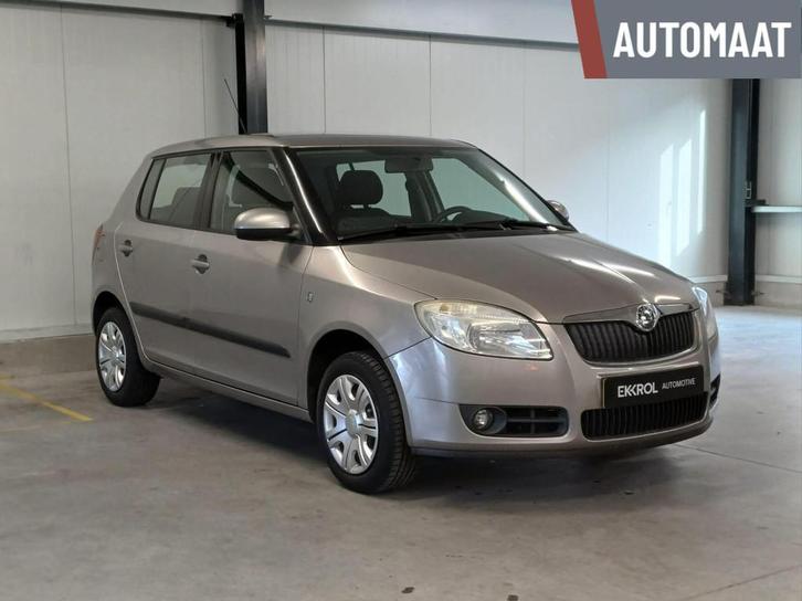 Skoda Fabia 1.6-16V Ambiente Automaat (OrgNL/Trekhaak/NAP), Auto's, Skoda, Bedrijf, Te koop, Fabia, ABS, Airbags, Airconditioning