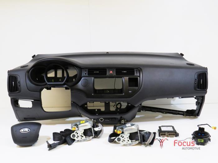 Airbag Set + Module van een Kia Rio, Auto-onderdelen, Elektronica en Kabels, Kia, Gebruikt, 6 maanden garantie, 12 maanden garantie