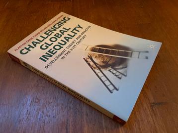 Challenging Global Inequality - Politiek & Maatschappij beschikbaar voor biedingen