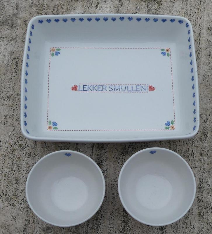 YVON Kakelbont Ovenschaal met 2 Kommen en 4 x Ontbijtborden, Huis en Inrichting, Keuken | Servies, Nieuw, Bord(en), Wedgwood, Aardewerk