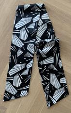 Sjaals allerlei ook zijde - vintage in nieuwstaat., Maat 46/48 (XL) of groter, Ophalen of Verzenden, Zo goed als nieuw, Allerlei
