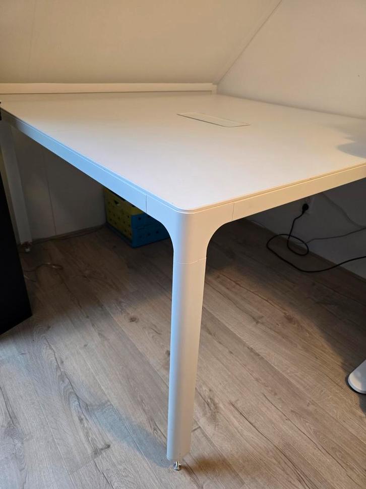 Ikea Bekant (vergader)tafel / bureau, Huis en Inrichting, Bureaus, Gebruikt, Ophalen