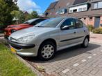 Peugeot 206 1.4 zilvergrijs | Lekke koppakking, Voorwielaandrijving, Stof, Zwart, 4 cilinders