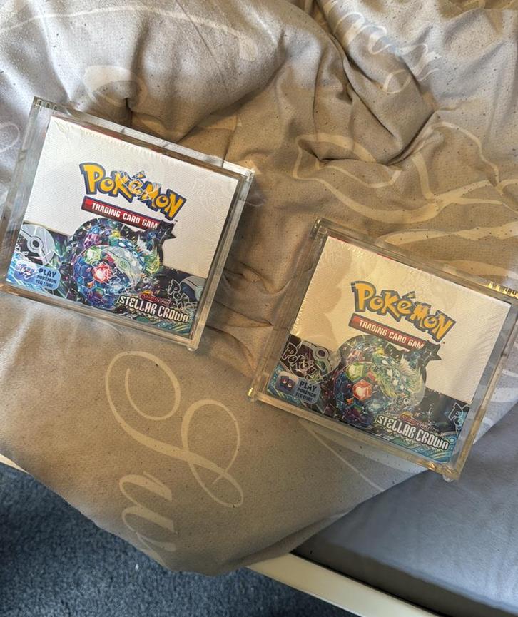 2x temporal forces en 1x stellar crown Booster box, Hobby en Vrije tijd, Verzamelkaartspellen | Pokémon, Zo goed als nieuw, Boosterbox