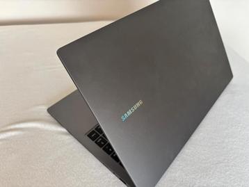 Samsung book 4.   512gb beschikbaar voor biedingen