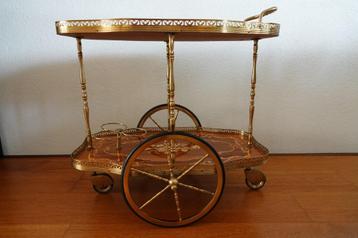 Antieke Italiaanse serveerwagen met marqueterie  beschikbaar voor biedingen