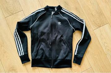 Originele Adidas sport jasje in maat 176, zgan beschikbaar voor biedingen
