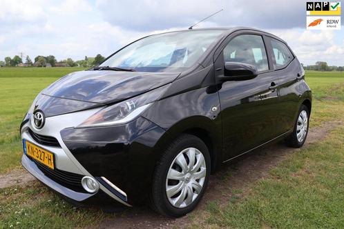 Toyota Aygo 1.0 VVT-i x-play|Airco|Parkeercamera|Bluetooth|N, Auto's, Toyota, Bedrijf, Te koop, Aygo, ABS, Achteruitrijcamera