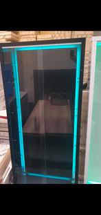 MOOI VITRINE KAST MET LED, Ophalen