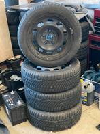 Set winterbanden op velg BMW 1 serie, Ophalen, Gebruikt, 16 inch, Banden en Velgen