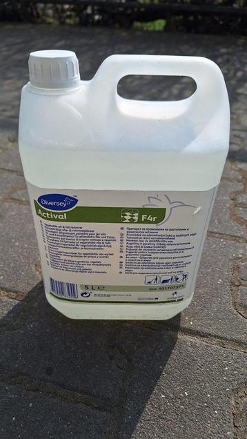 1 kan Diversey Actival F4R 5L Olie & Vet verwijderaar. beschikbaar voor biedingen