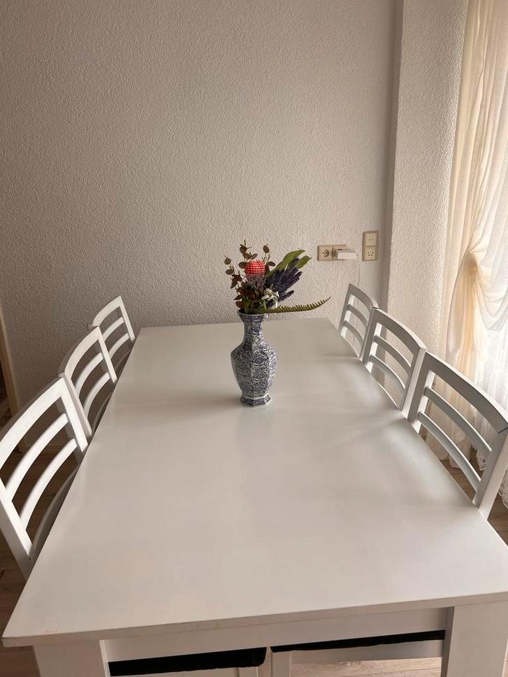 Istikbal Eettafel 6-8 Persoons, Huis en Inrichting, Tafels | Eettafels, Gebruikt, 100 tot 150 cm, 150 tot 200 cm, Vijf personen of meer