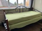 Twin Bed / Daybed – Decorative Metal & Wood Frame, Ophalen, 90 cm, Eenpersoons, Zo goed als nieuw