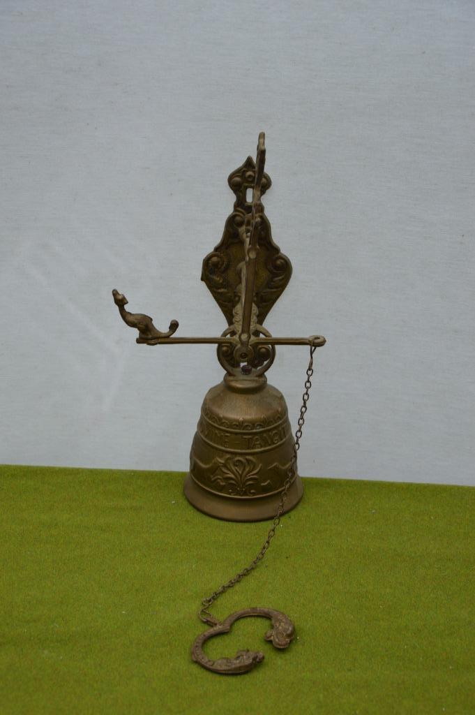 Oude koperen trekbel / kloosterbel met trekkoord, 33cm hoog, Antiek en Kunst, Curiosa en Brocante, Ophalen of Verzenden