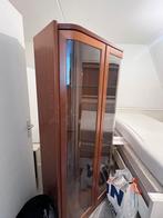 mooie kast gratis ophalen in Oude tonge, Antiek en Kunst, Ophalen of Verzenden