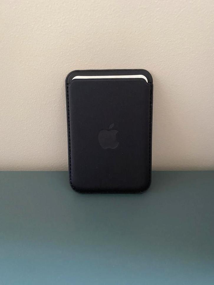 Apple Magsafe Finewoven Wallet (NEW), Telecommunicatie, Mobiele telefoons | Hoesjes en Frontjes | Apple iPhone, Zo goed als nieuw