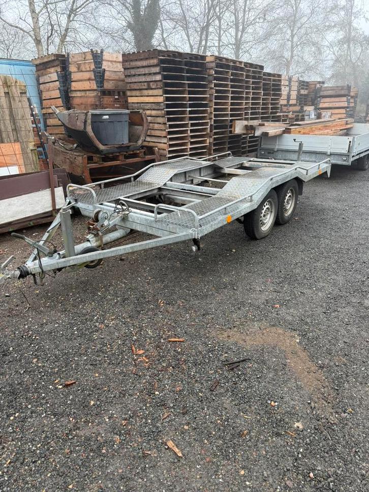 Auto ambulance / auto transporter met kenteken 2000 kg, Auto diversen, Aanhangers en Bagagewagens, Zo goed als nieuw, Ophalen