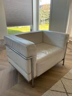 Le Corbusier LC3 replica - wit leer - in goede staat, Huis en Inrichting, Fauteuils, Ophalen, Gebruikt, Minder dan 75 cm, Leer