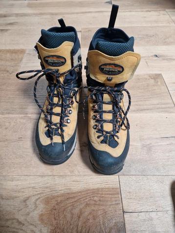 Meindl Bergwandelschoenen - Maat 45 beschikbaar voor biedingen