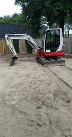 Tuin ontruiming/ tuin egaliseren/levering zand/puin/, Tuin- of Vijveraanleg