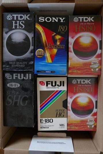 152 VHS Videobanden  beschikbaar voor biedingen