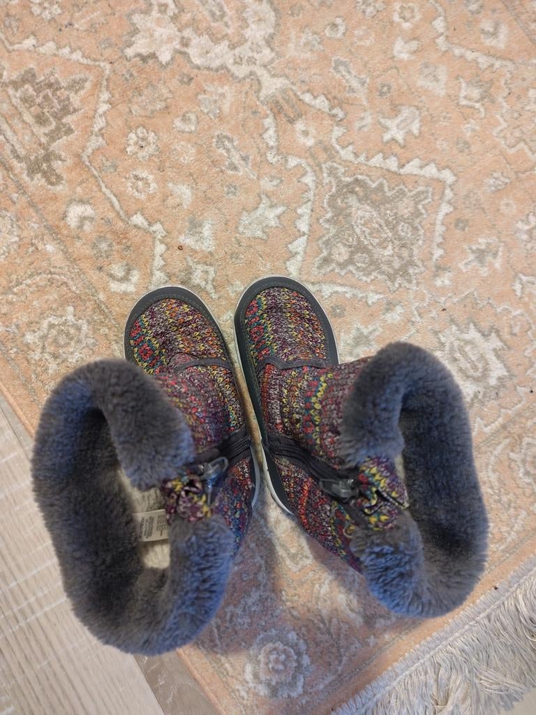 Snowboots maat 27, Kinderen en Baby's, Kinderkleding | Schoenen en Sokken, Ophalen of Verzenden, Zo goed als nieuw, Onbekend