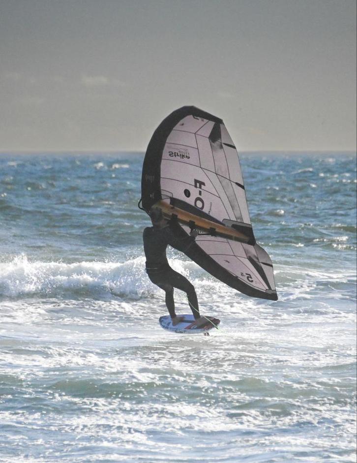 Fone Strike V5 Aluula Demo Wing 4.0 en 5.5 boom garantie, Watersport en Boten, Wingsurfen, Zo goed als nieuw, Wingsurf-wing, Ophalen of Verzenden