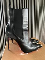 CHRISTIAN LOUBOUTIN Boots Ankle Black 37,5 complete set, Zwart, Lage of Enkellaarzen, Ophalen of Verzenden, Zo goed als nieuw
