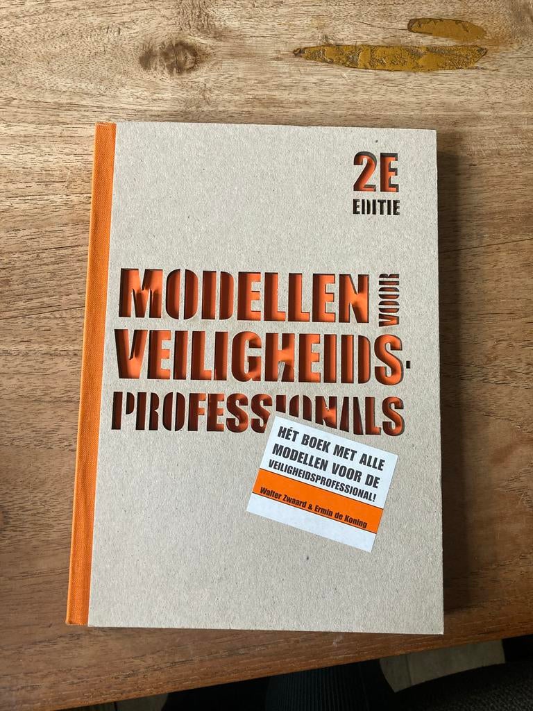 Integrale Veiligheidskunde - Modellen voor Professionals, Boeken, Studieboeken en Cursussen, Ophalen of Verzenden, Gamma, Zo goed als nieuw