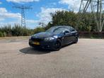 BMW 5-Serie 2.0 520I Stoelverw 184 PK M-pakket 2012 Zwart, Auto's, BMW, 4 cilinders, 2000 kg, Zwart, Origineel Nederlands