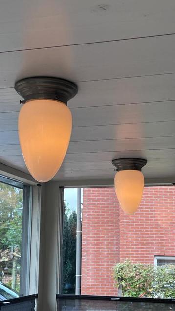 8x Gispen plafondlamp – klassiek design, melkglas kap beschikbaar voor biedingen