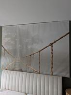 Grote print - Hangbrug in de mist Ikea, Huis en Inrichting, Woonaccessoires | Schilderijen, Tekeningen en Foto's, Ophalen, 100 tot 125 cm
