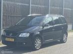 Volkswagen Touran 1.6 Business NAP/TREKHAAK/7ZITTER/AIRCO, Electronic Stability Program (ESP), 4 cilinders, 7 stoelen, Zwart